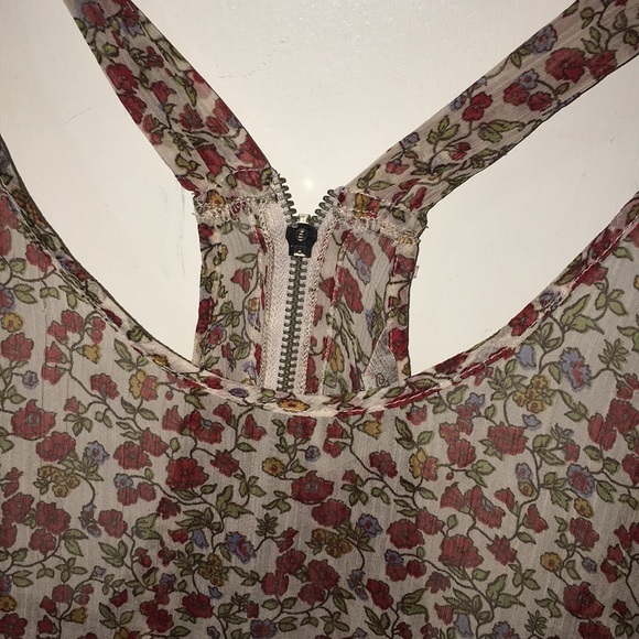 Zipper Razorback Sheer Top Size Large - Picture 2 of 4